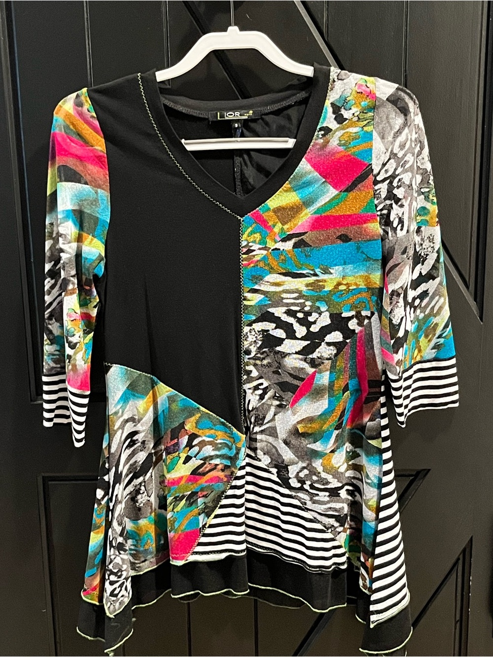 Black Multicolor LIOR V-Neck Patterned Women's Top